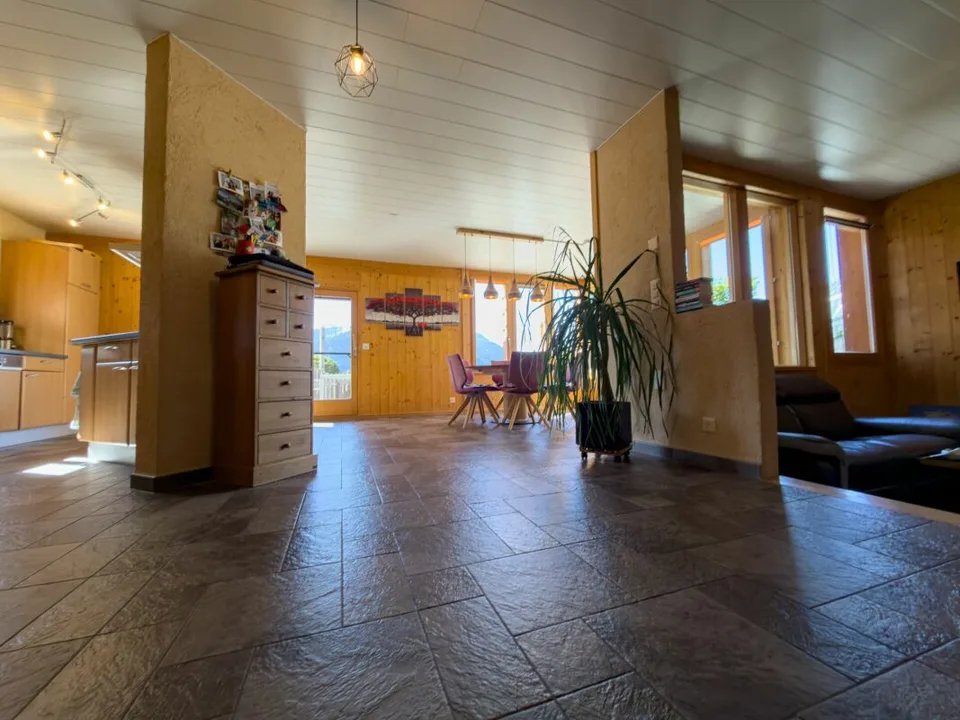 Magnificent Haus mit Panoramablick auf die Alpen – Foto 6 von 16