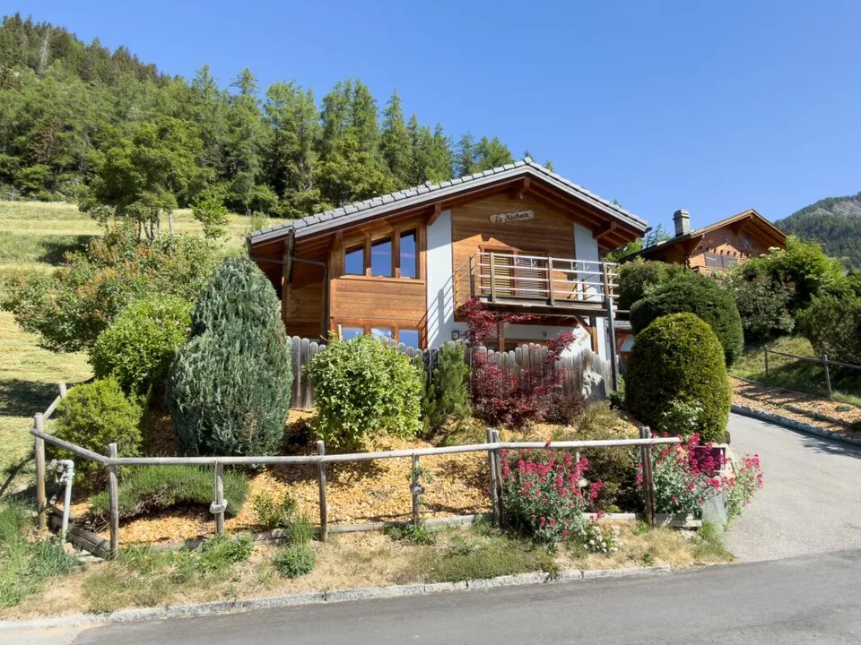 Magnificent Haus mit Panoramablick auf die Alpen – Foto 16 von 16