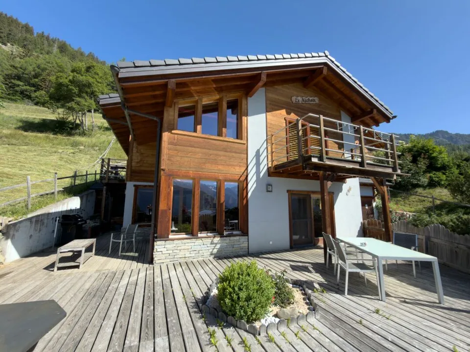 Magnificent Haus mit Panoramablick auf die Alpen – Foto 15 von 16
