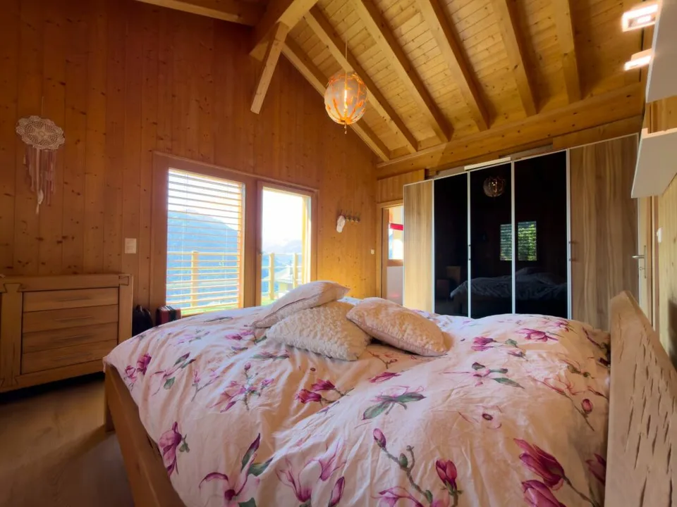 Magnificent Haus mit Panoramablick auf die Alpen – Foto 8 von 16