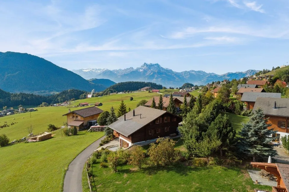 Chalet mit Homekino / Whirlpool im Innenbereich / Panoramablick