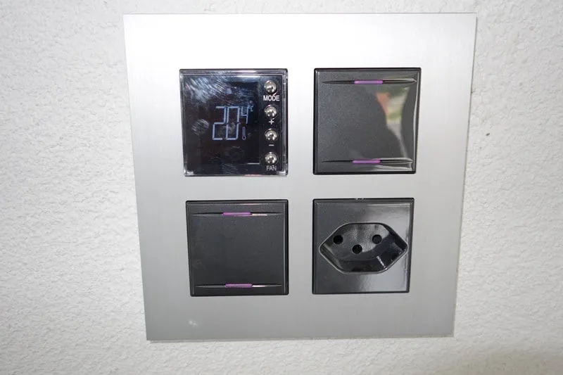 Zu verkaufen 2 Immobilien mit Rendite, bestehend aus 4 Wohnungen pro Immobilie, alle vermietet – Foto 16 von 20