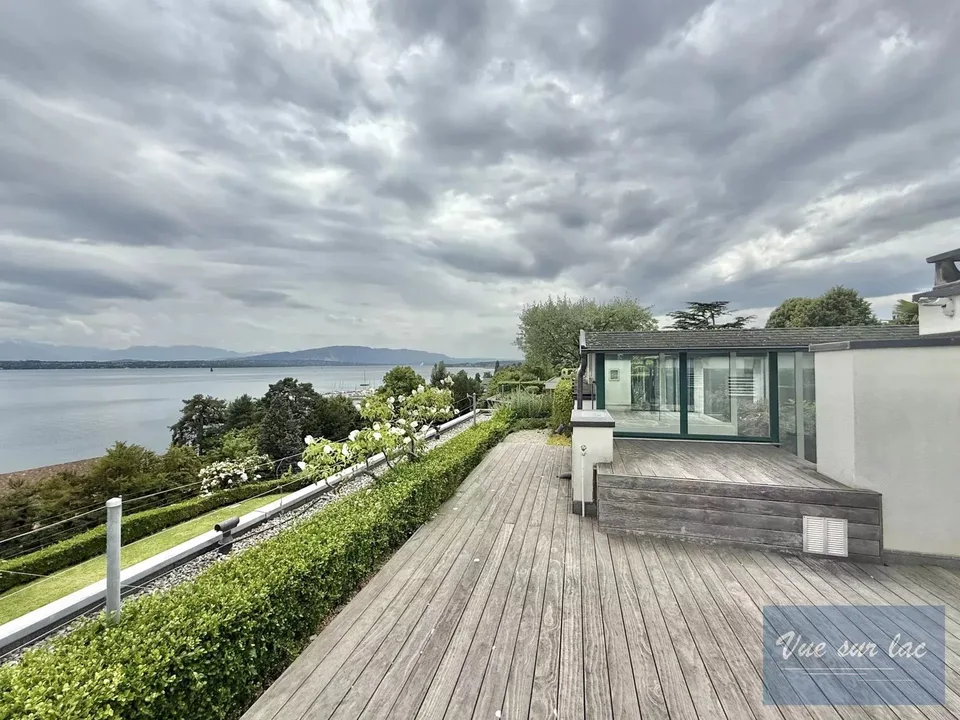 Penthouse di lusso a Tannay, con vista sul lago di Ginevra e le Alpi – foto 13 di 13