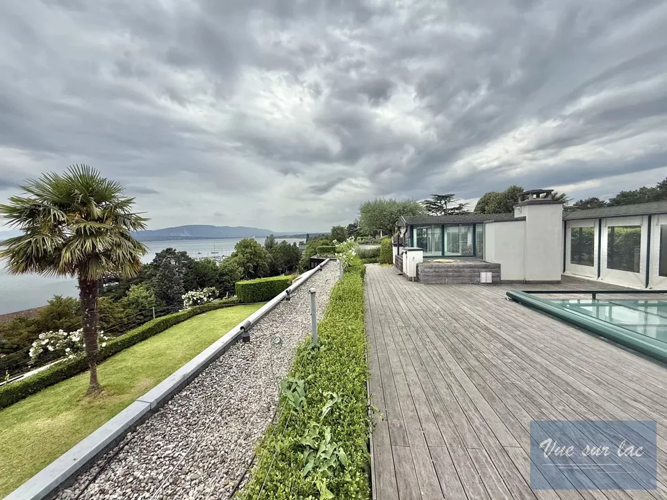 Penthouse di lusso a Tannay, con vista sul lago di Ginevra e le Alpi – foto 12 di 13
