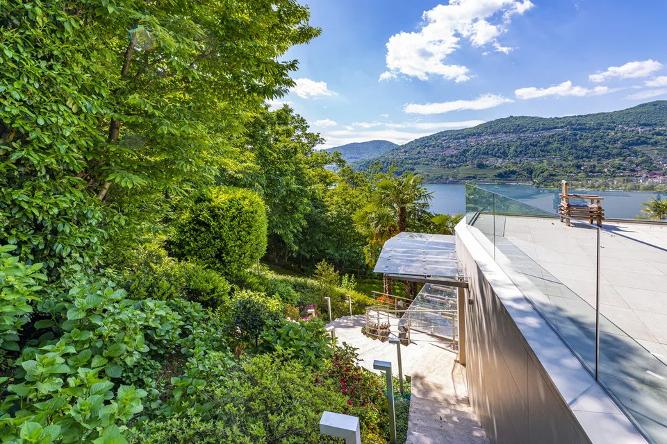 Moderna villa in incantevole posizione – Foto 7 von 12
