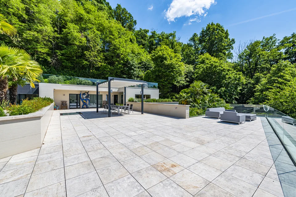 Moderna villa in incantevole posizione – Foto 6 von 12