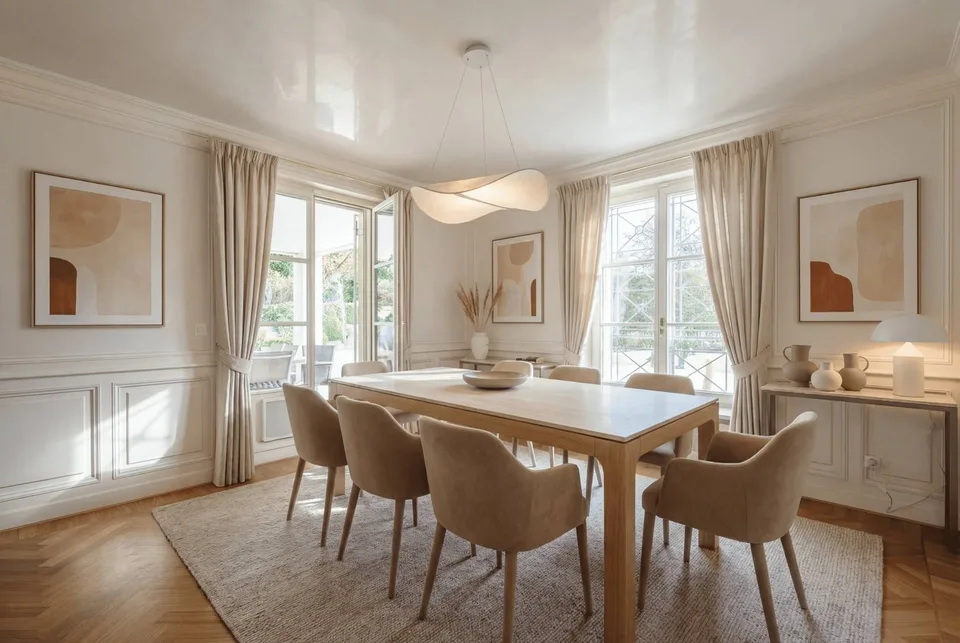 Prächtige 7-Zimmer-Wohnung mit Terrasse in einer exklusiven Residenz