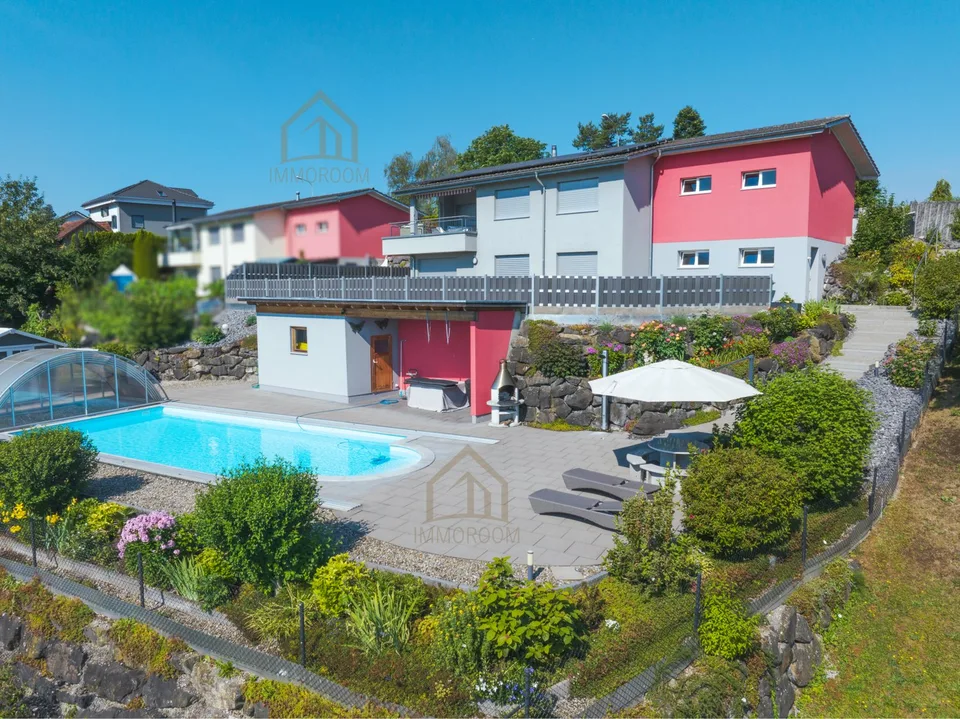 Una casa con molto spazio, privacy e una vista da sogno