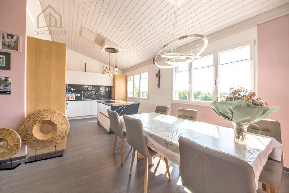 Una casa con molto spazio, privacy e una vista da sogno