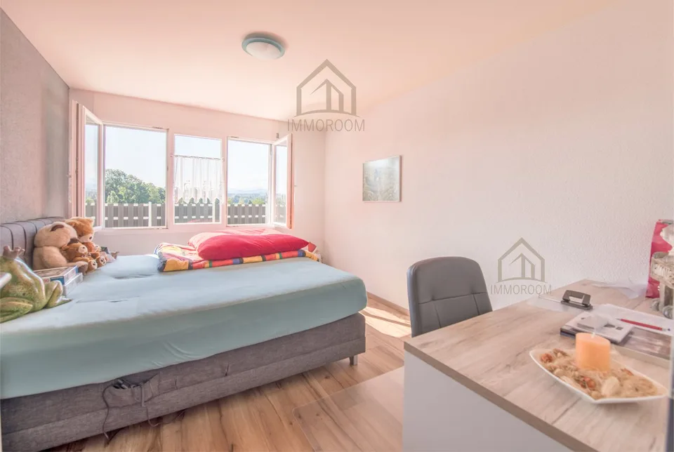 Ein Zuhause mit viel Freiraum, Privatsphäre und traumhafter Aussicht – Foto 10 von 23