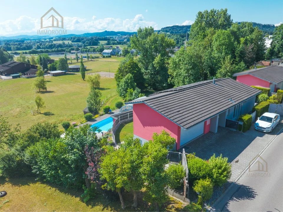 Ein Zuhause mit viel Freiraum, Privatsphäre und traumhafter Aussicht – Foto 17 von 23