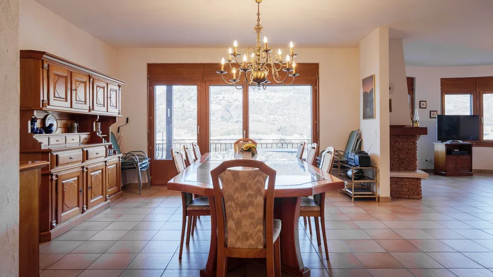 Schönes Ferienhaus mit 5.5 Zimmern in Collina d'Oro