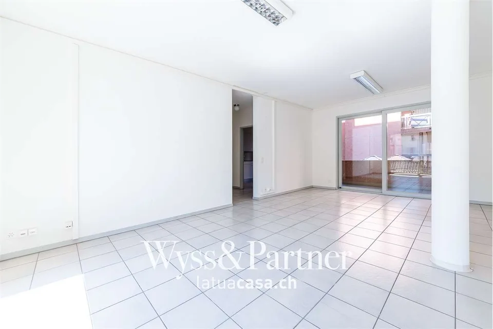 Helllichtes 3.5-Zimmer-Wohnung im Zentrum von Chiasso