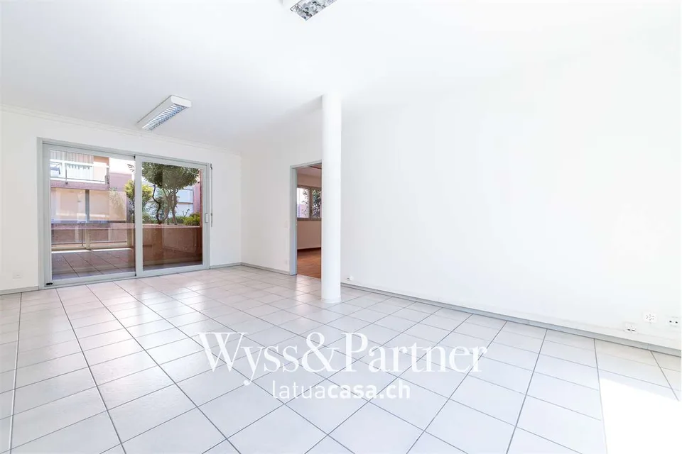 Helllichtes 3.5-Zimmer-Wohnung im Zentrum von Chiasso