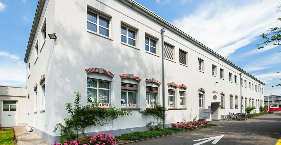 Büro-/Praxisraum im Erdgeschoss zu vermieten