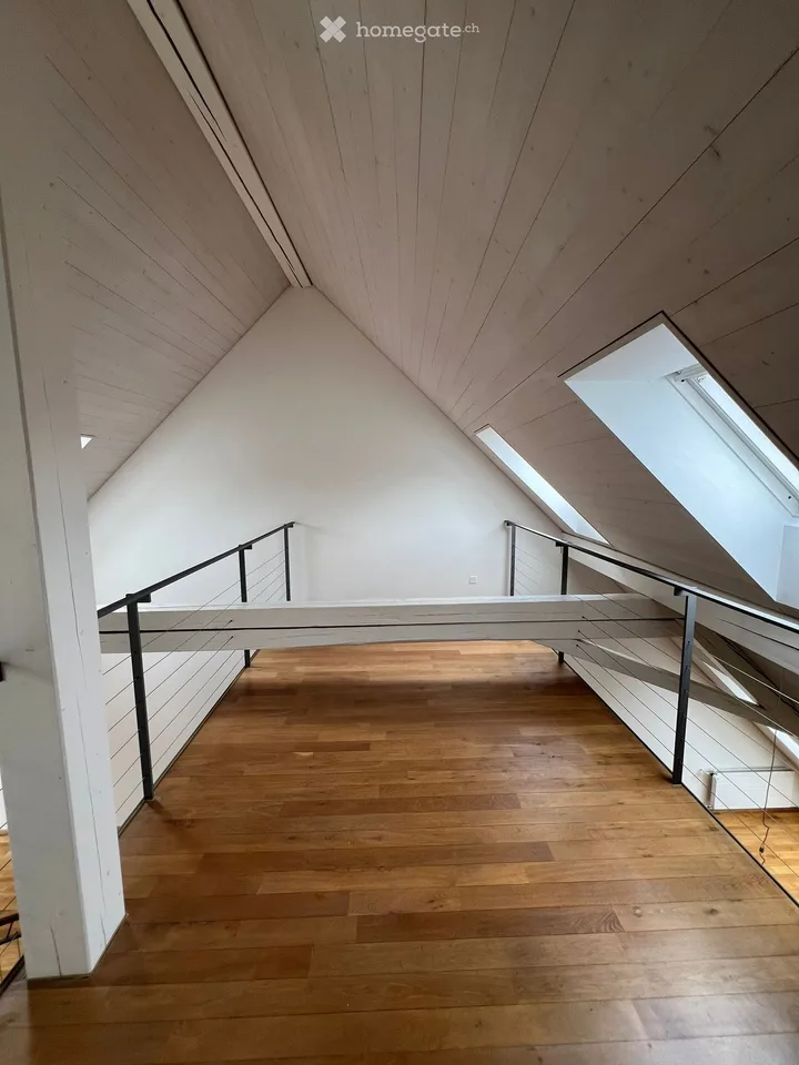 Altstadthaus mit Garage (Erstbezug nach Renovation) / Old town house with parking (just renovated)