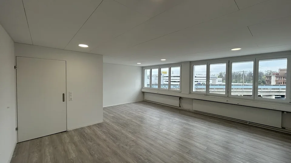 Bellissimi uffici per un uso versatile in una posizione di alta qualità! – foto 6 di 8