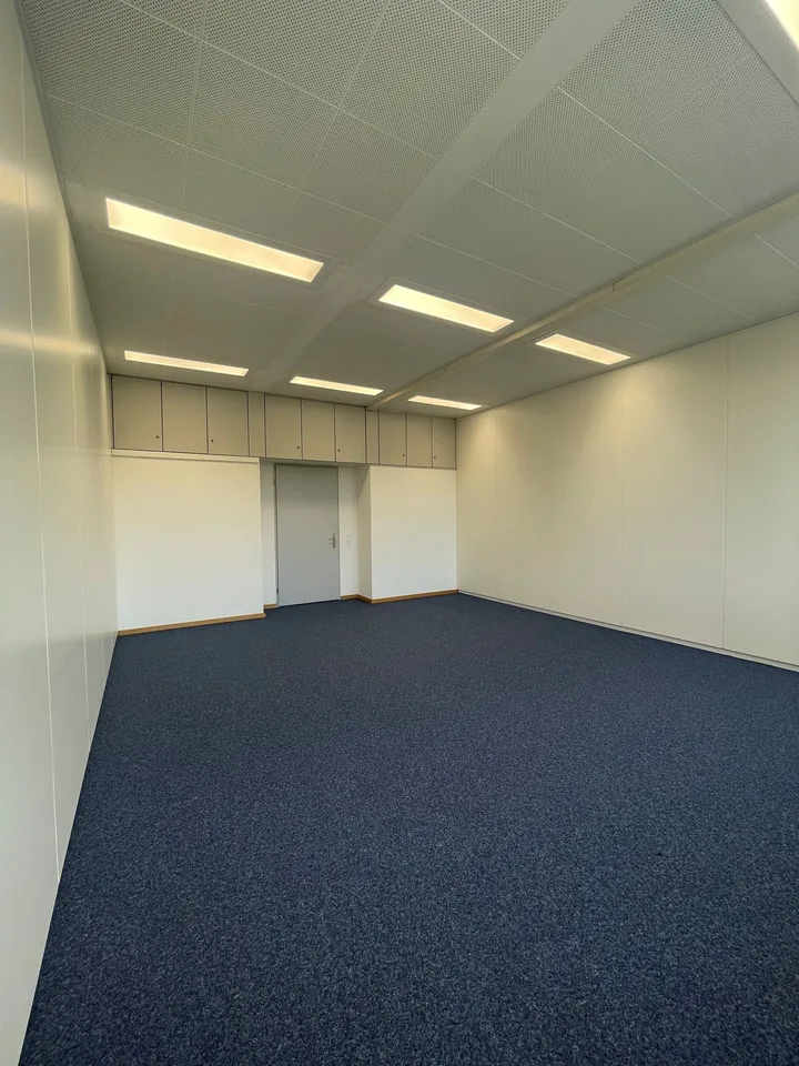 **Flexible - Central - Perfect for Your Business** – photo 6 of 8