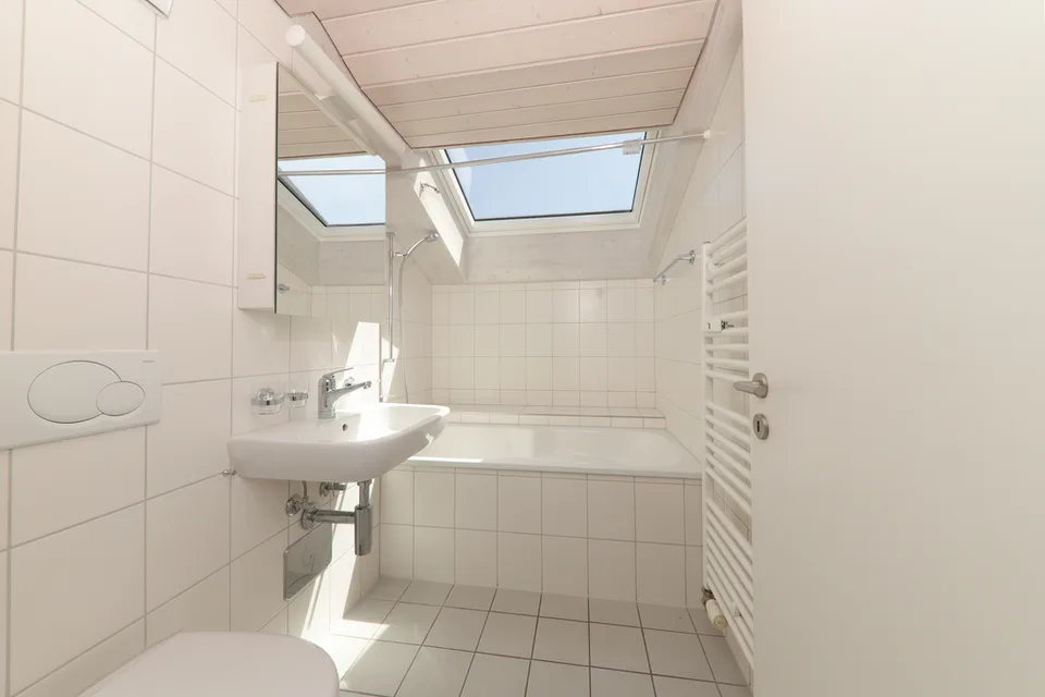 Moderne 2.0-Zimmer-Dachwohnung mit Charme