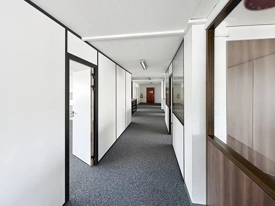 Administrative surface to take over ? 230 m² in Ecublens