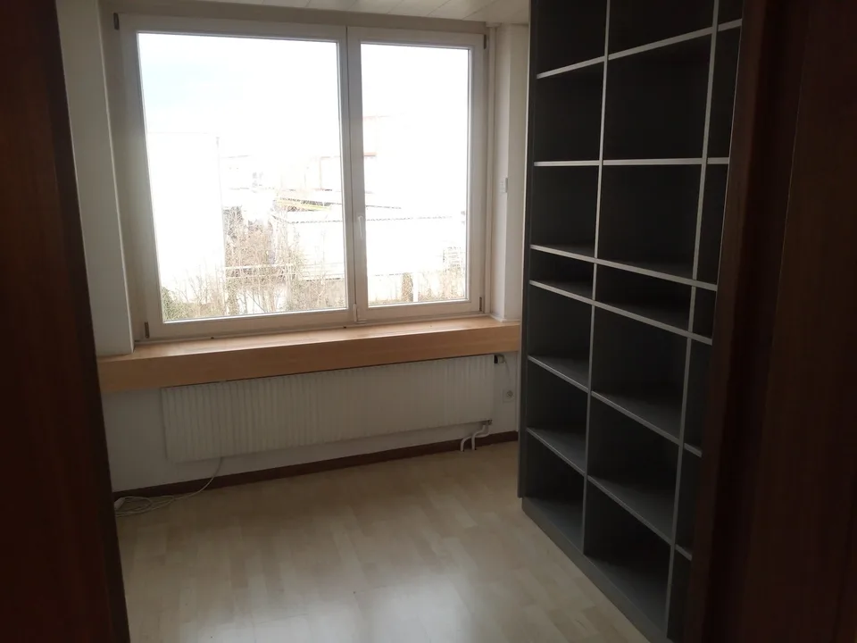 « Freistehende Gewerbeliegenschaft 1 OG » – Foto 10 von 14