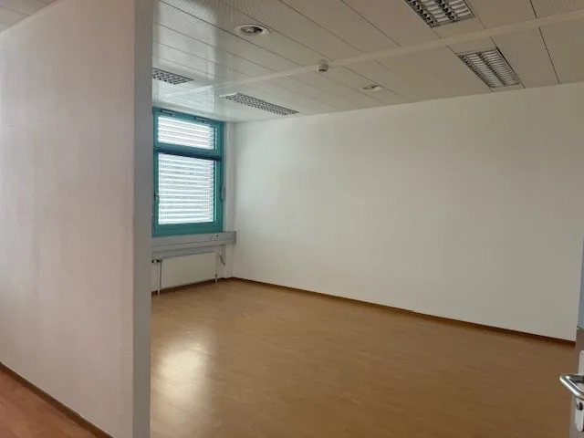 Uffici modulari a Manno, scegli i tuoi spazi
