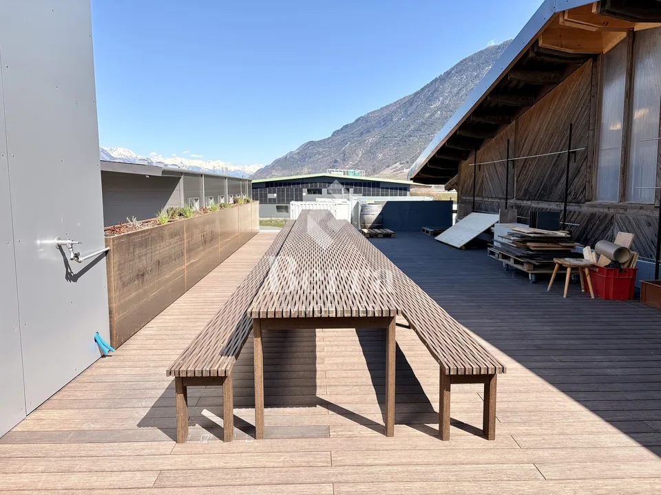 117 m² Neuware für Ihr Unternehmen - Strategische Lage in Martigny