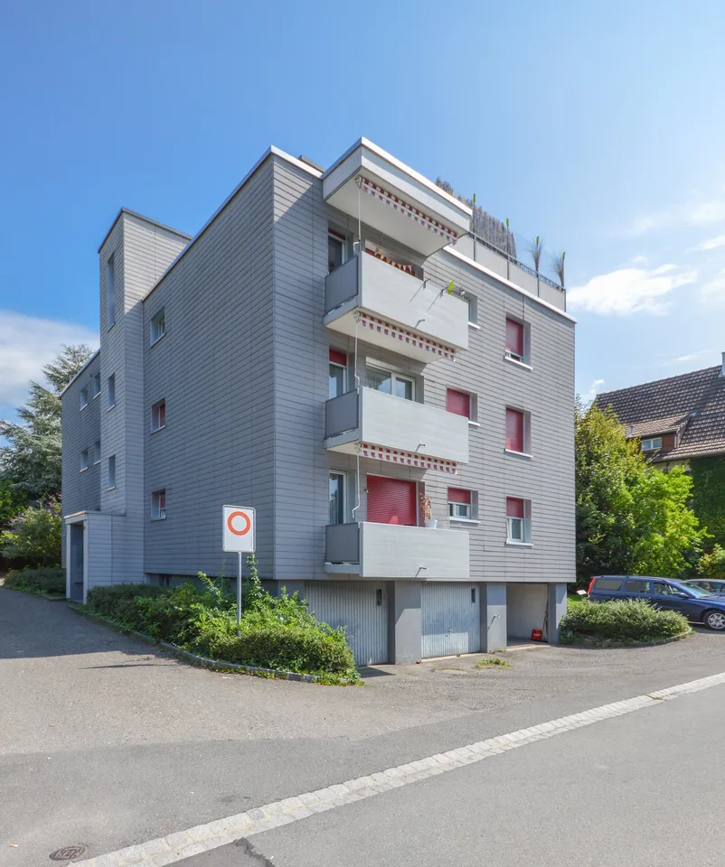 Grosszügige Wohnung an ruhiger Lage