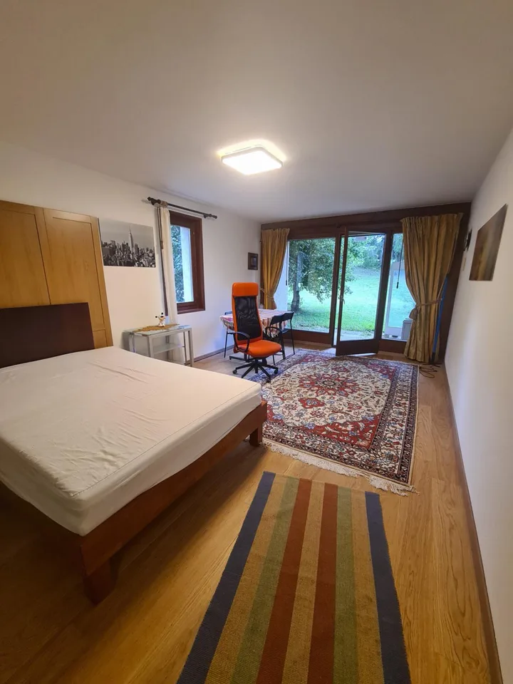 Joli studio meublé