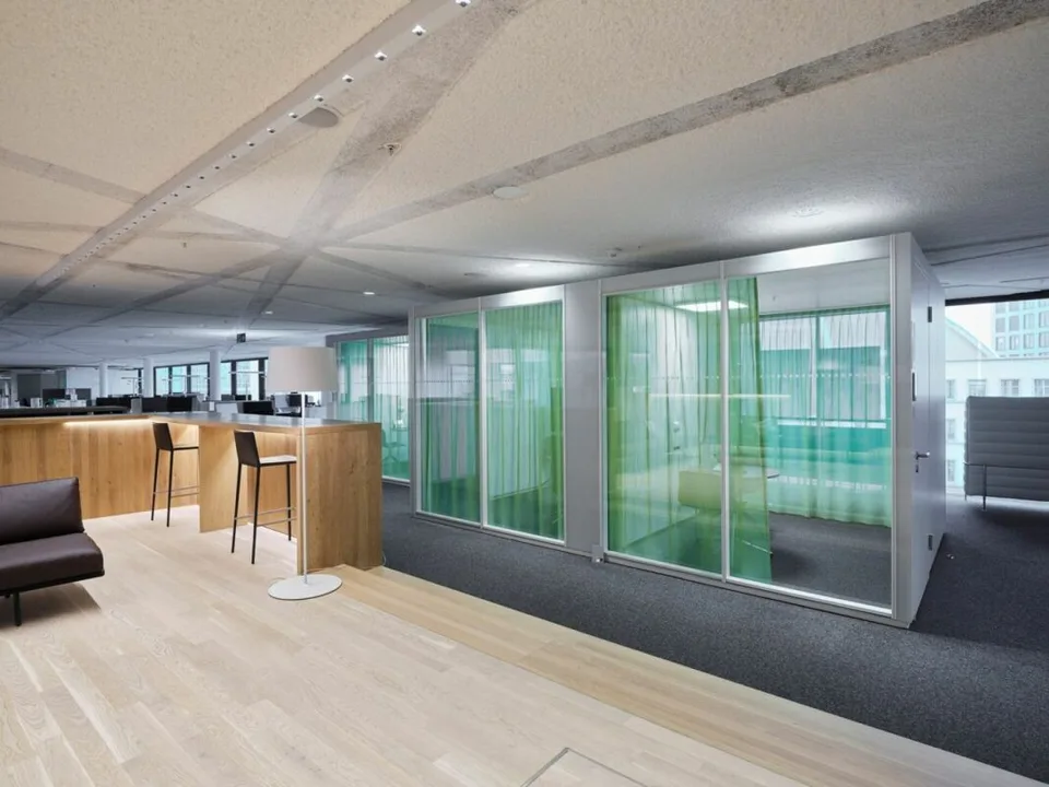 Einzigartige Architektur an einzigartigem Standort am Basler Bahnhof SBB – Foto 10 von 10