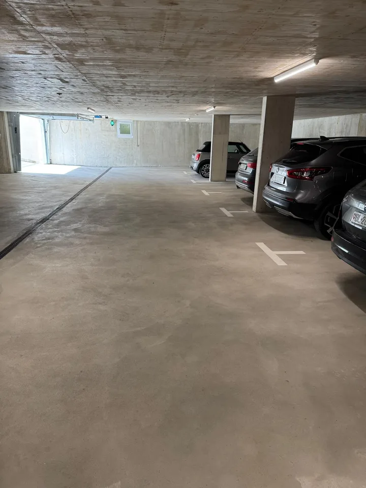 2.5-Zimmer-Wohnung mit Wintergarten im Dorfkern von Oberwil – Foto 14 von 16