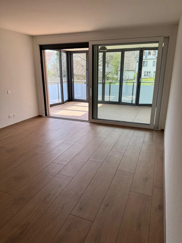 2.5-Zimmer-Wohnung mit Wintergarten im Dorfkern von Oberwil – Foto 6 von 16