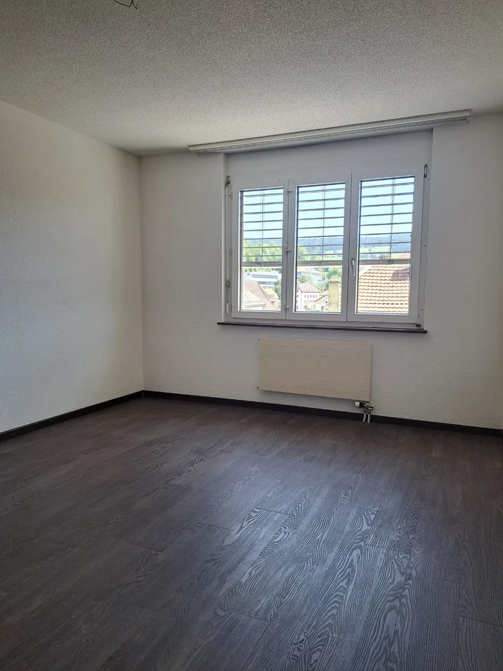 Helles 2-Zimmer-Wohnung mit Balkon in Le Locle – Foto 6 von 12