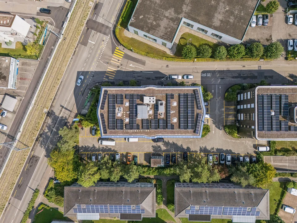 Spazi aziendali flessibili da 300 m² con possibilità di costruzione individuali