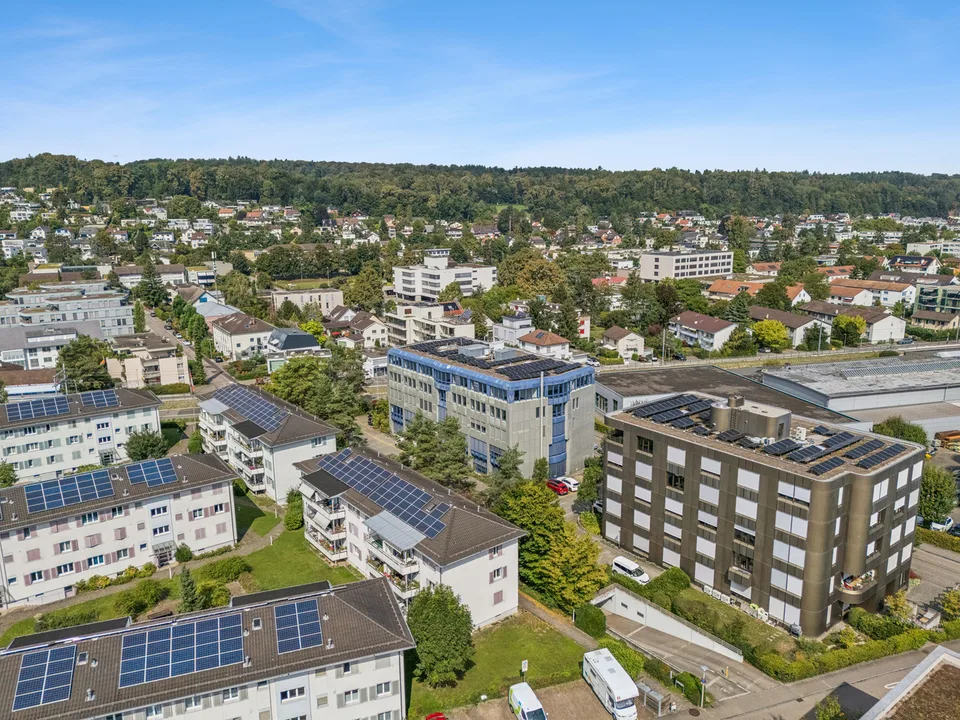 Spazi aziendali flessibili da 300 m² con possibilità di costruzione individuali