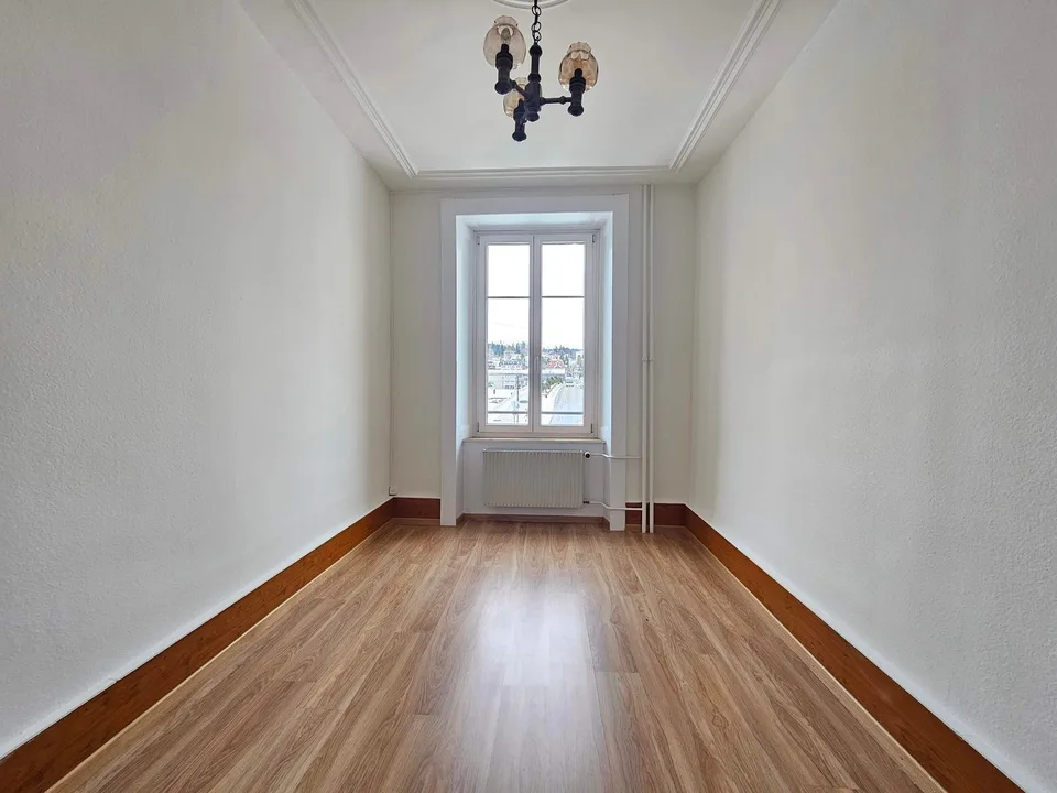 Charmantes 3,5-Zimmer-Wohnung in La Chaux-de-Fonds – Foto 12 von 18