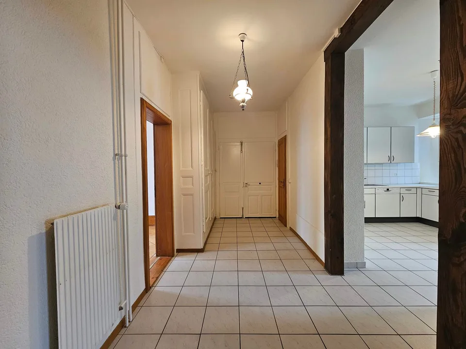 Charmantes 3,5-Zimmer-Wohnung in La Chaux-de-Fonds – Foto 8 von 18