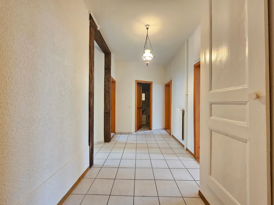 Charmantes 3,5-Zimmer-Wohnung in La Chaux-de-Fonds – Foto 7 von 18