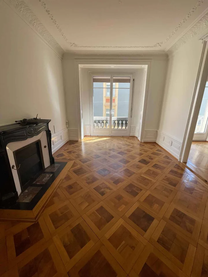 Vier-Zimmer-Wohnung im 2. Stock - 1003 Lausanne