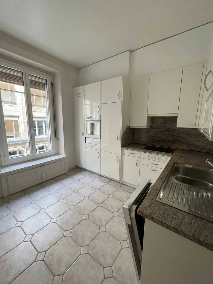 Vier-Zimmer-Wohnung im 2. Stock - 1003 Lausanne