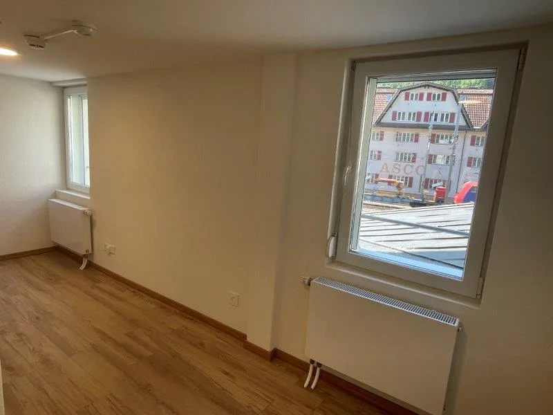Appartamento moderno 1 stanza a Seewen SZ con vista sulla montagna