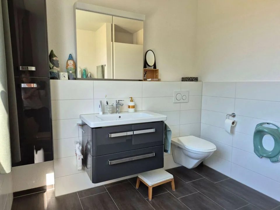 Moderne 4.5-Zimmer-Wohnung im Dorfkern von Müllheim – Foto 9 von 10