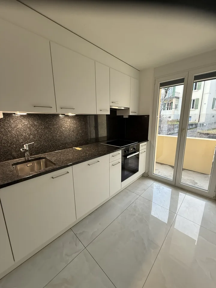 Schönes 3-Zimmer-Apartment im 1. Stock in Neuchâtel