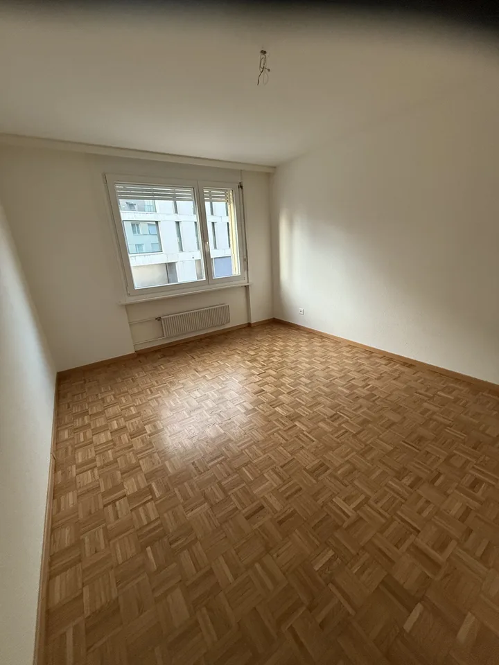 Schönes 3-Zimmer-Apartment im 1. Stock in Neuchâtel