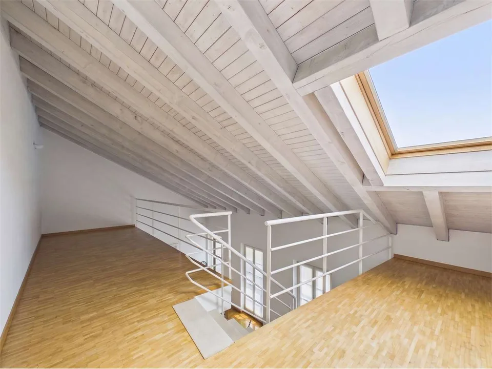 Spektakuläres Duplex mit 5.5 Zimmern im Herzen von Bellinzona