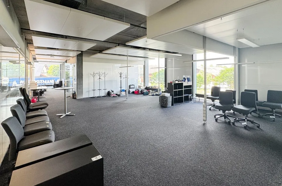 155m² - Espace de bureau représentatif dans un emplacement attractif en tant que surface partielle