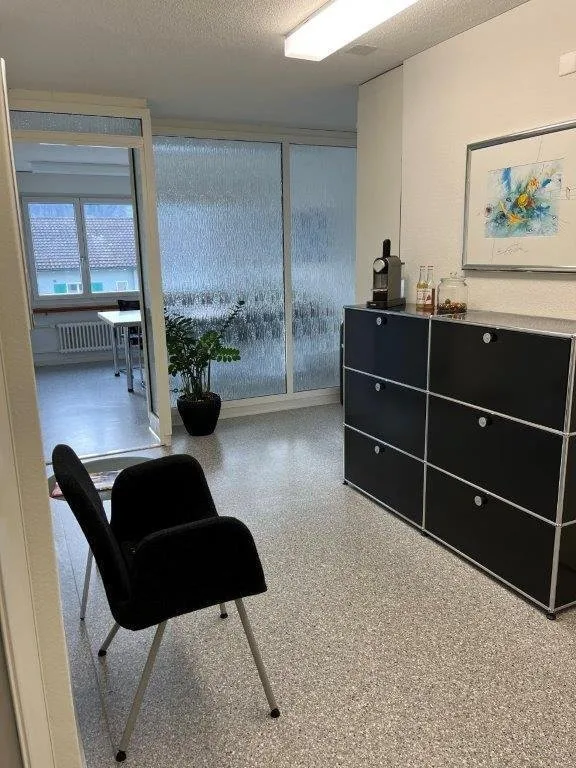 Ihr Gewerbeobjekt über 95m2 im Zentrum von Horw!