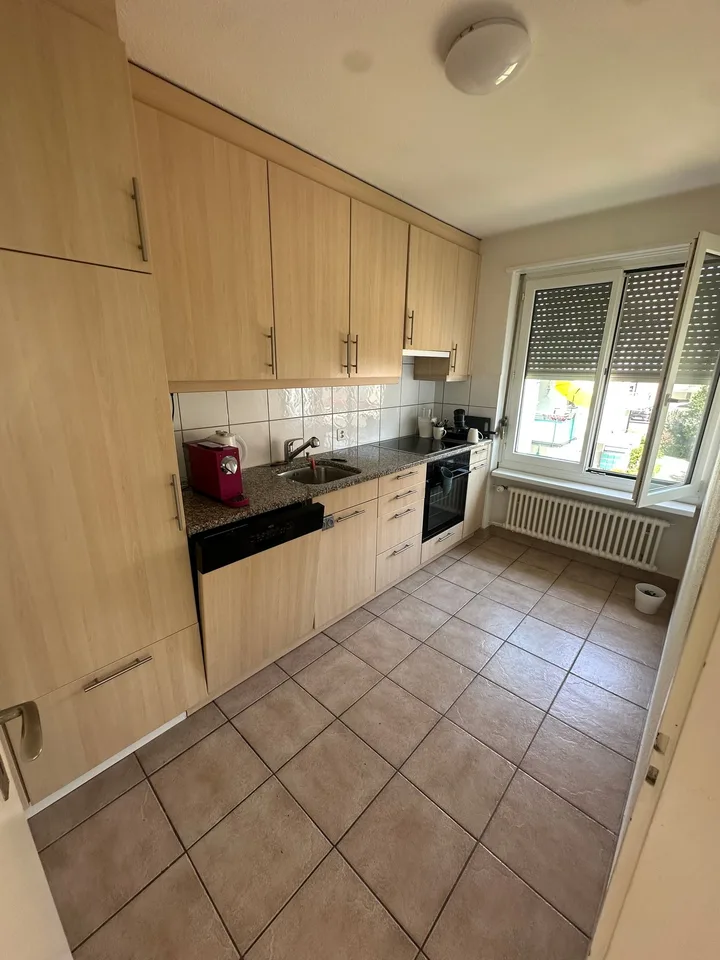 Appartement lumineux 3 pièces avec balcon à Wallisellen