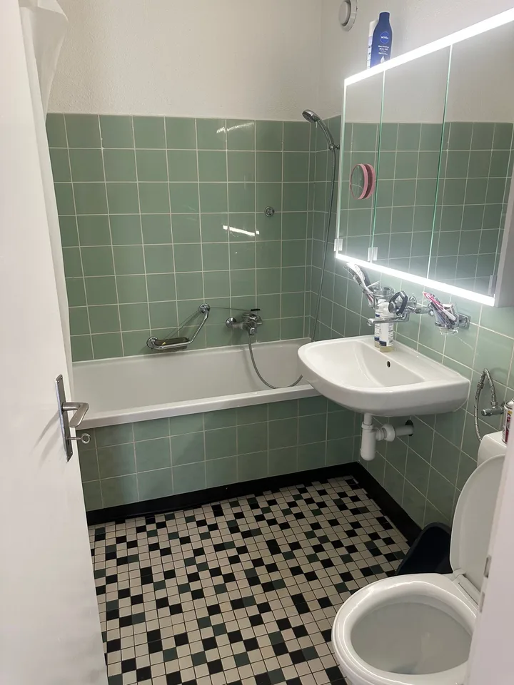 Appartement lumineux 3 pièces avec balcon à Wallisellen