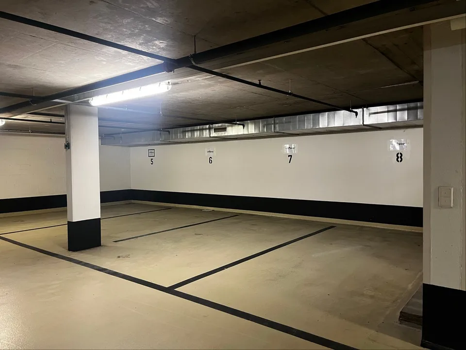 Moderne Parkplätze in Basel Stadt